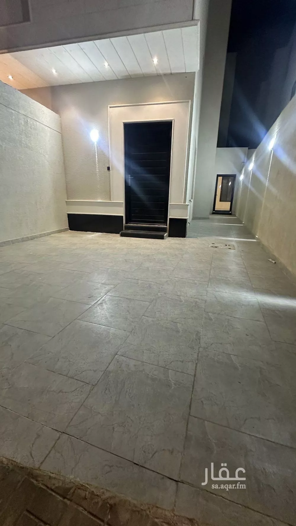 7 bedroom floor in Al Janadriyah 1