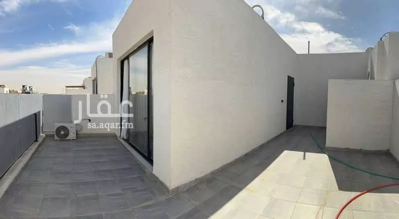 دور 5 غرف في السعادة 4