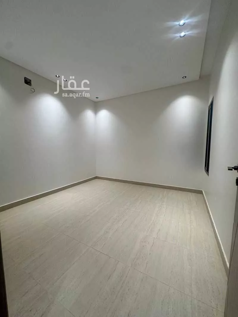 5 bedroom floor in Ash Sharq 2