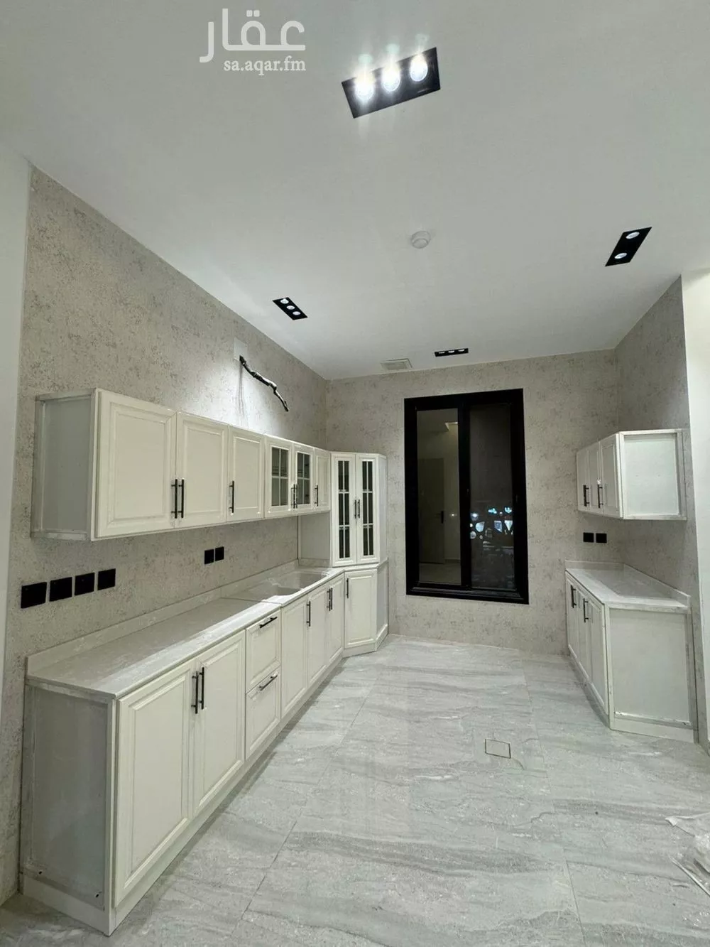 3 bedroom apartment in Al Hazm 2