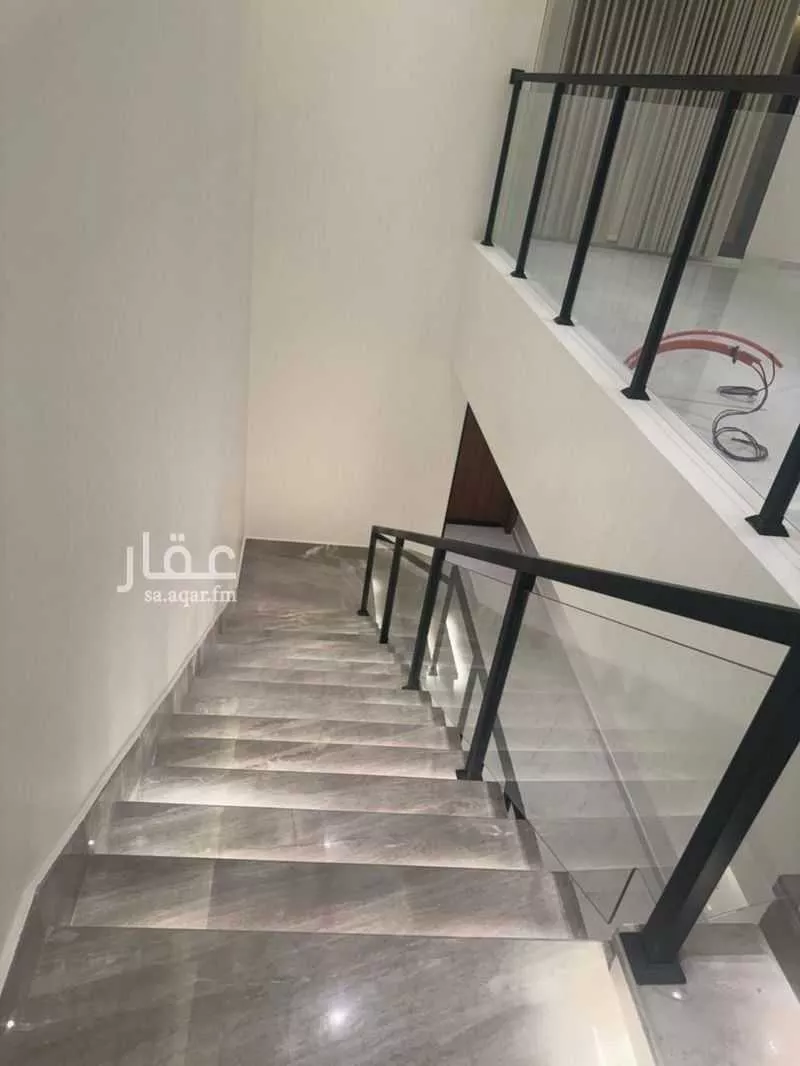 فيلا 4 غرف في النرجس 5