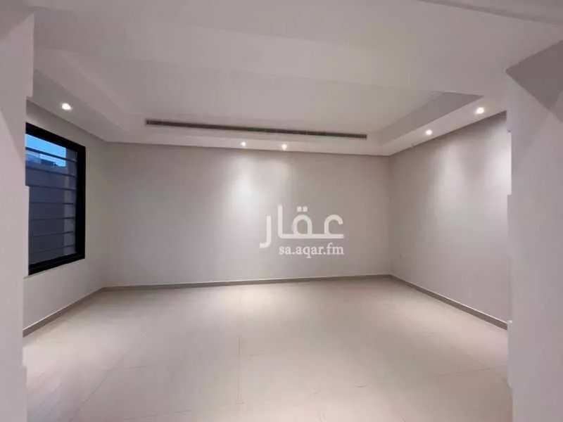 فيلا 5 غرف في الياسمين 1