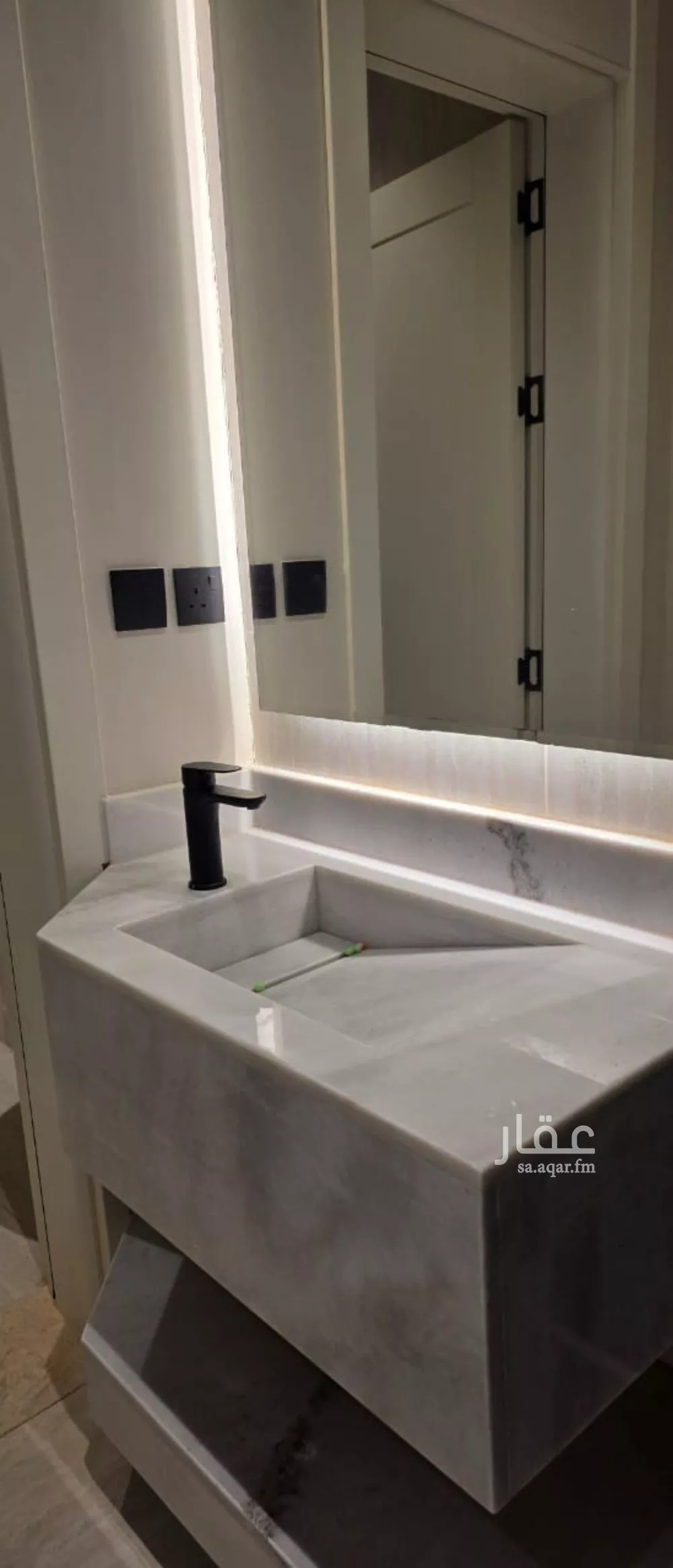 شقة 4 غرف في النهضة 4