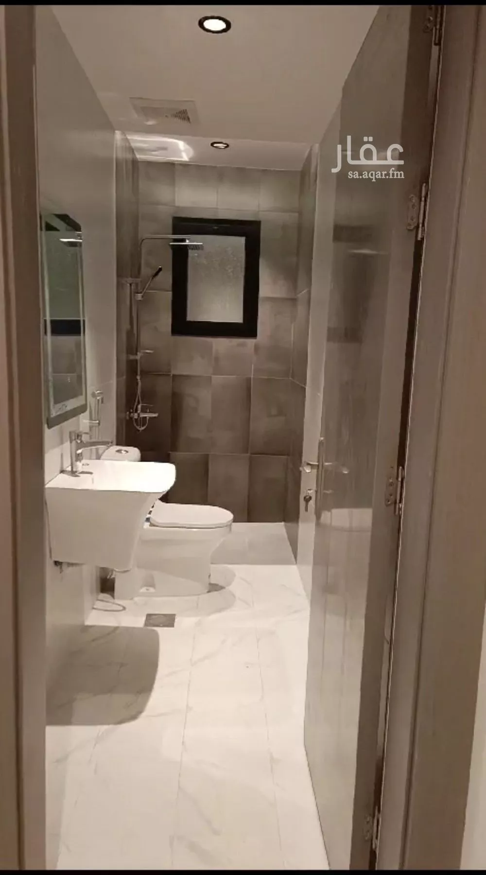 شقة 4 غرف في السلامة 3