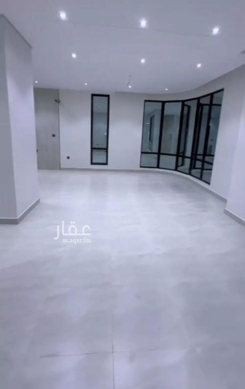 شقة 4 غرف في الروضة 4