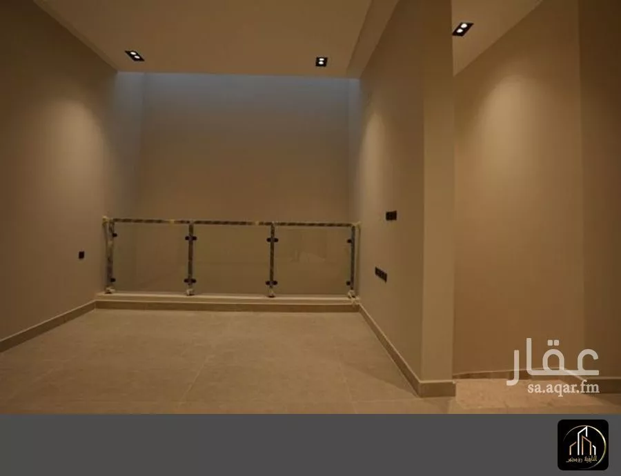 7 bedroom villa in Qurtubah, Riyadh 24