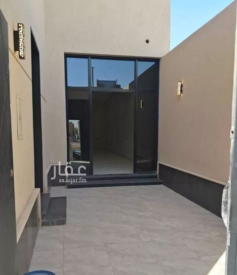 فيلا 7 غرف في المهدية 4