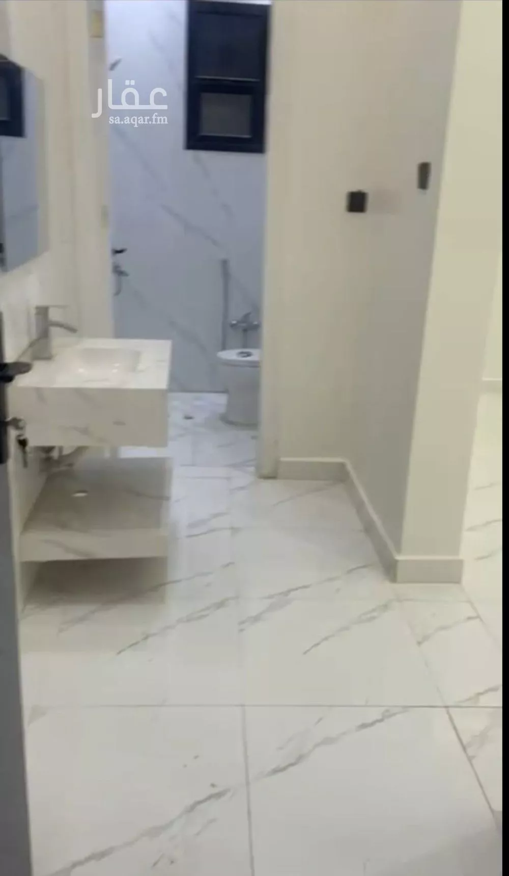 2 bedroom floor in Al Janadriyah 2