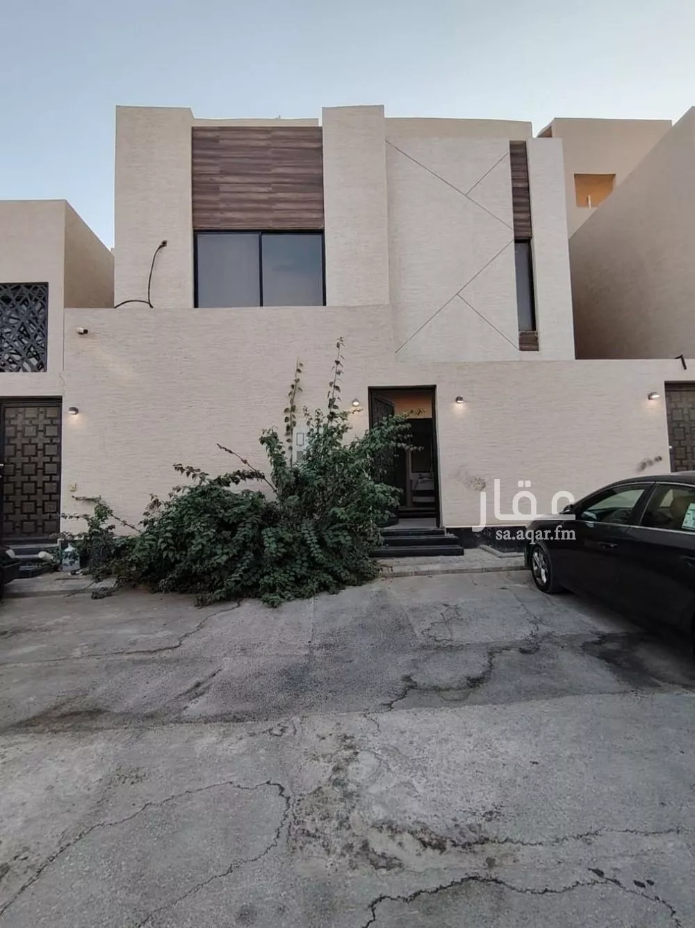 دوبلكس 10 غرف في عكاظ 2