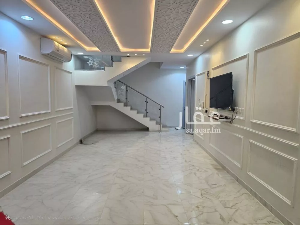 فيلا 10 غرف في الرمال 3