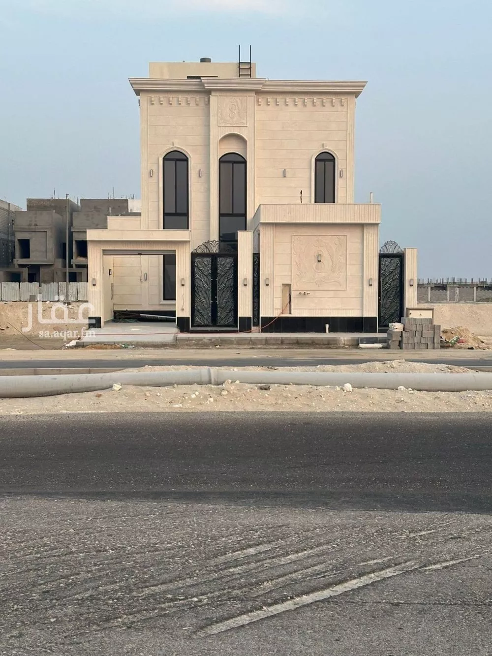 فيلا 9 غرف في اللؤلؤ 3