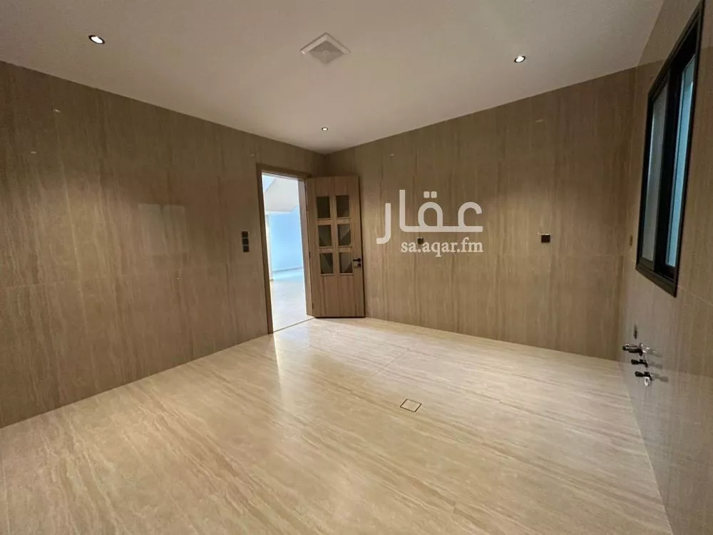 9 bedroom villa in As Sawari 3