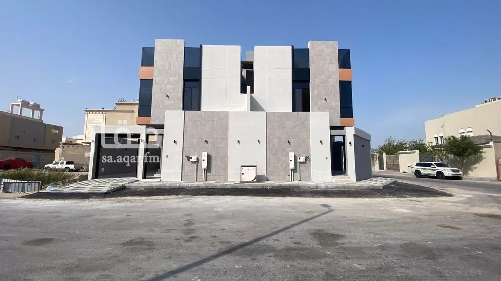 7 bedroom villa in As Sawari 1