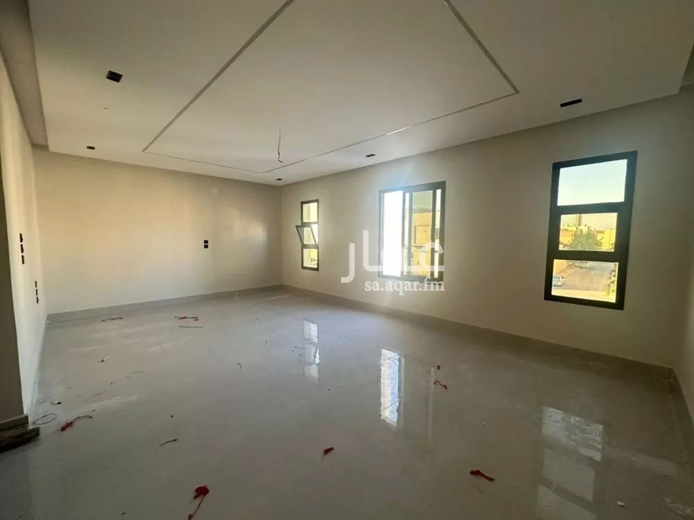 فيلا 7 غرف في الشراع 3