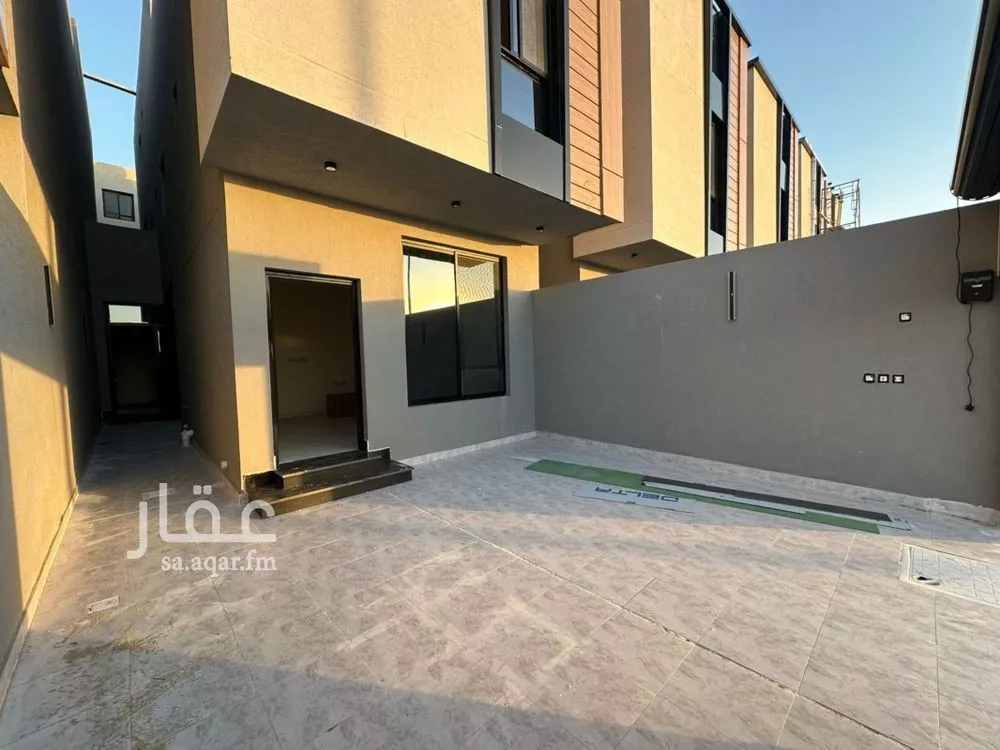 فيلا 7 غرف في اللؤلؤ 3