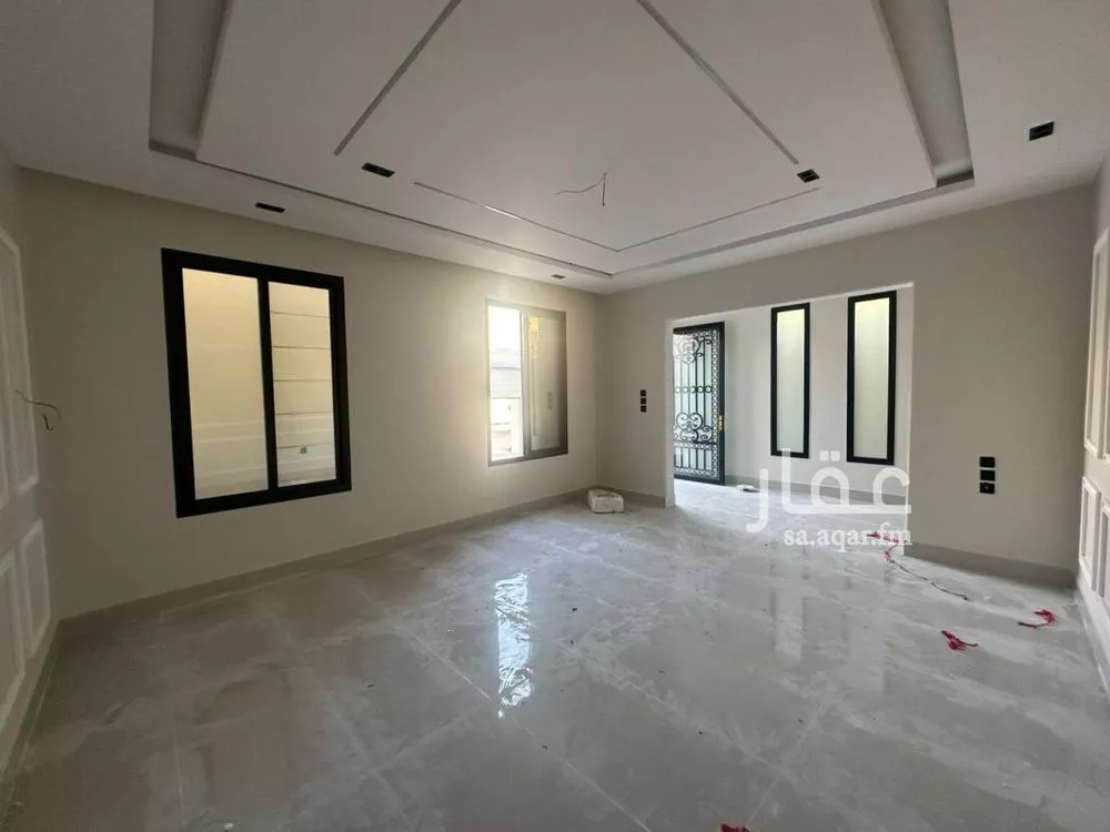 فيلا 7 غرف في الشراع 2