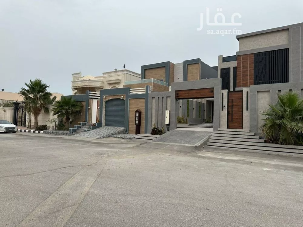 6 bedroom villa in Al Shiraa 5