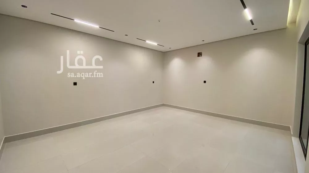 7 bedroom villa in As Sawari 4