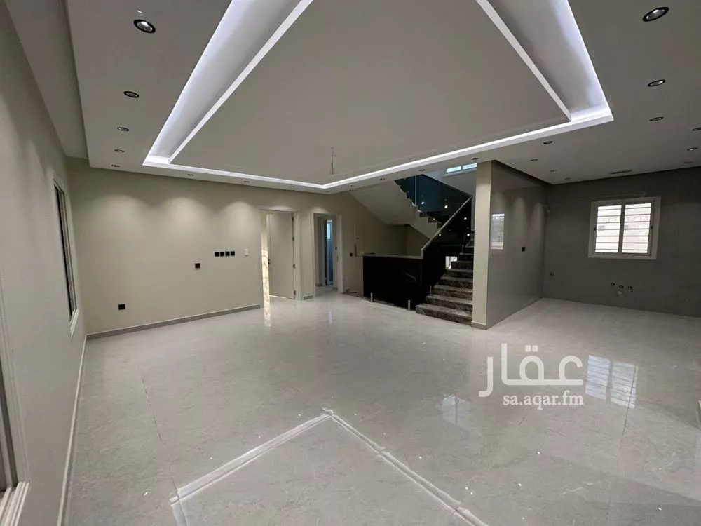 9 bedroom villa in Al Shiraa 3