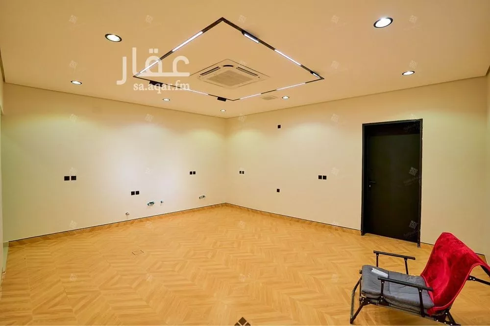 فيلا 6 غرف في المهدية 4