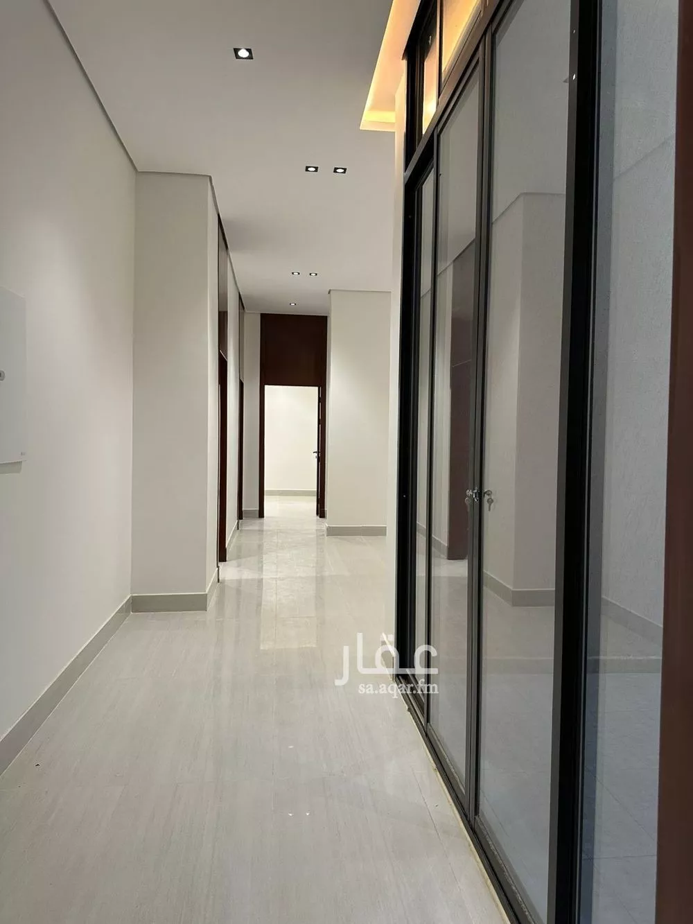 4 bedroom floor in Al Janadriyah 3
