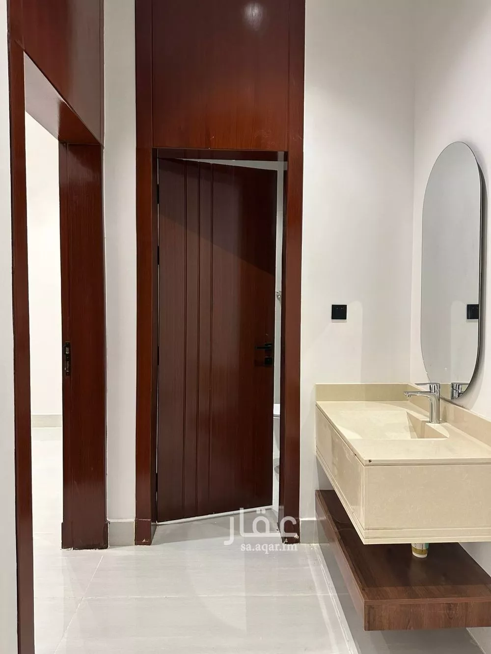 4 bedroom floor in Al Janadriyah 5