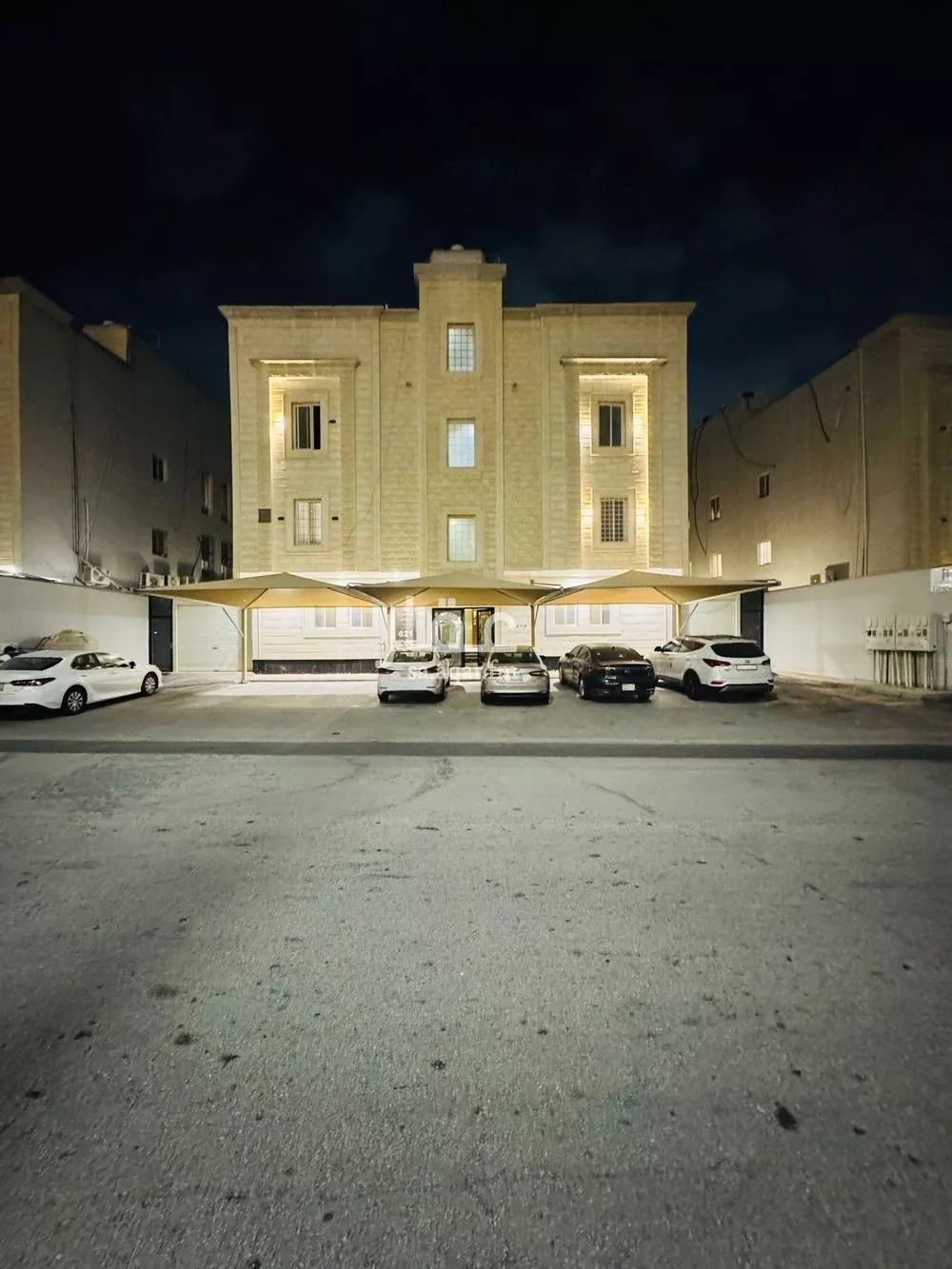 شقة 6 غرف في الشعلة 1