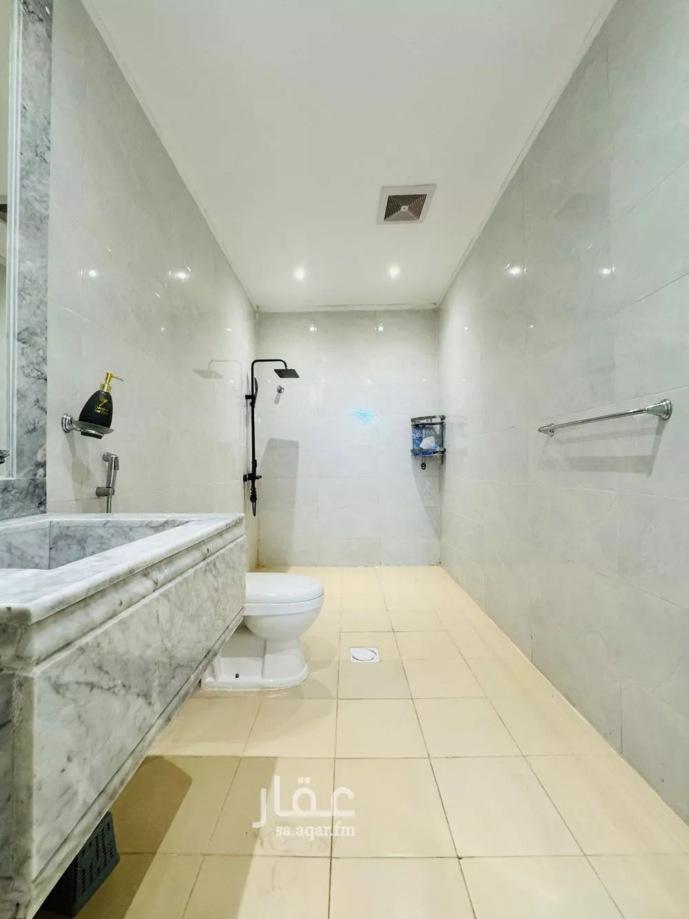 شقة 6 غرف في الشعلة 3