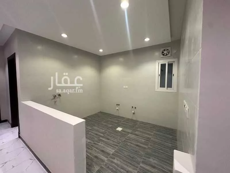 شقة 5 غرف في الفيصلية 3