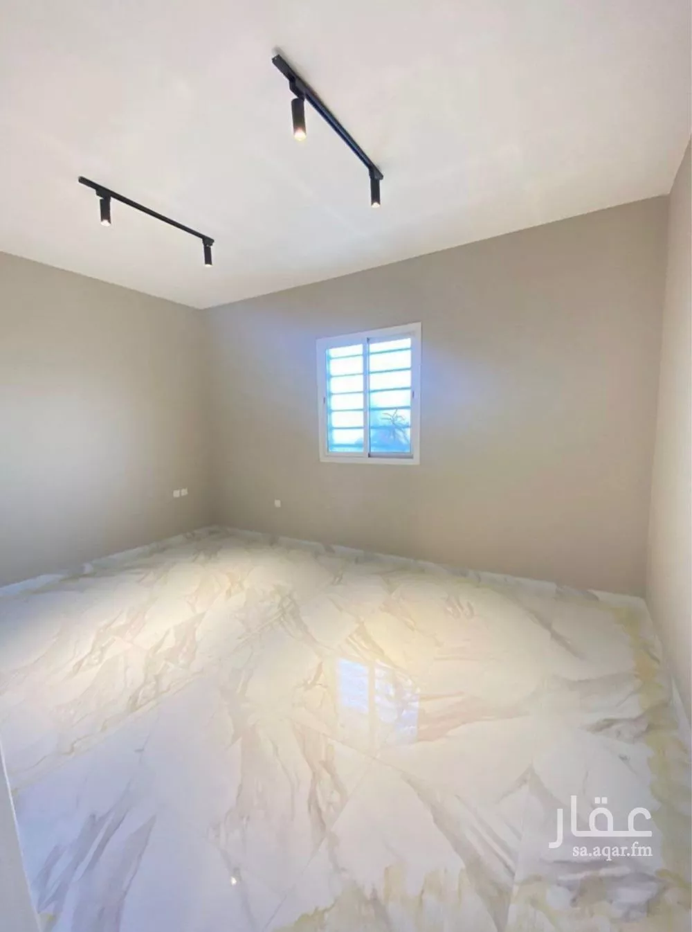 شقة 1 غرف في الوادي 1