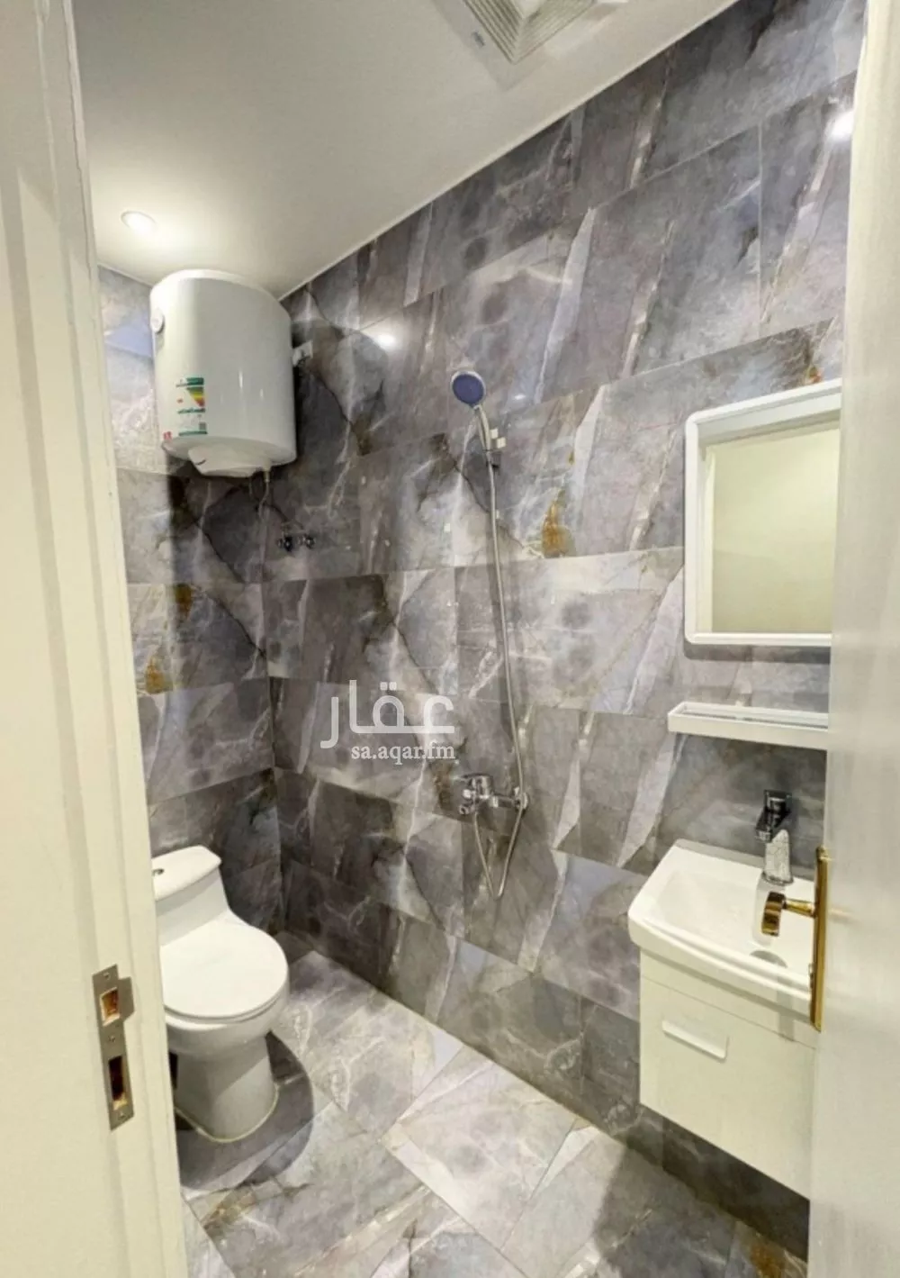 شقة 1 غرف في الوادي 3