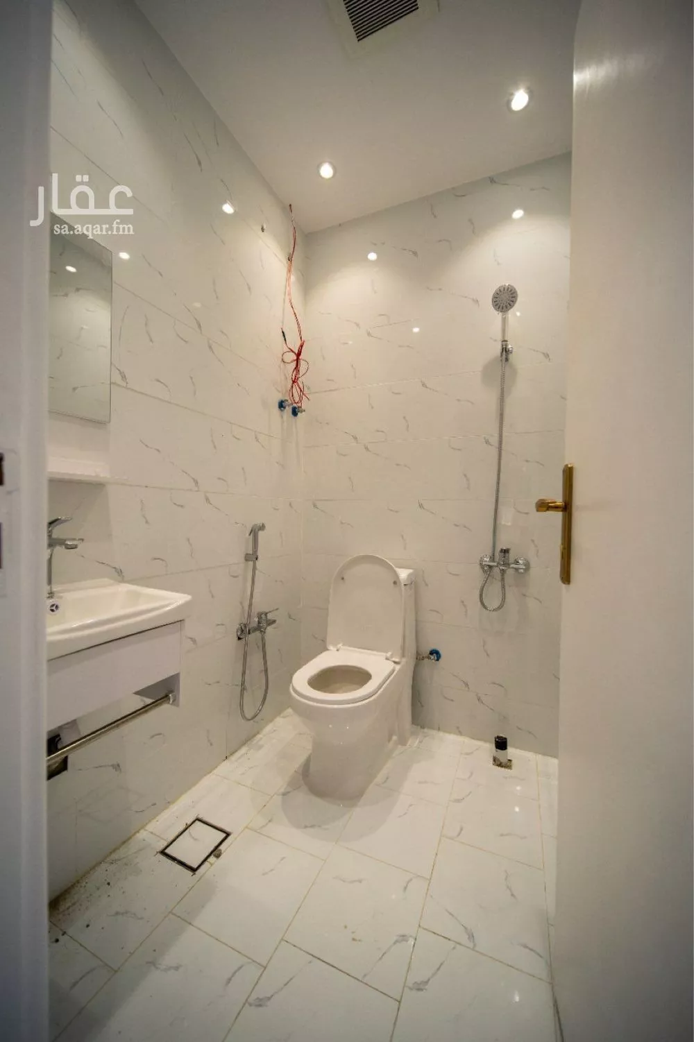 1 bedroom apartment in Al Qairawan 4