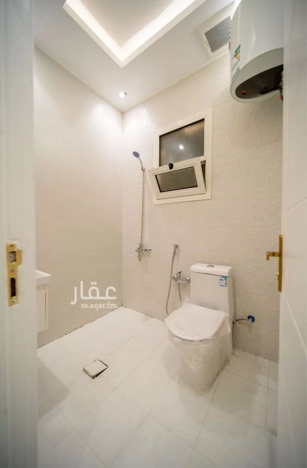 شقة 1 غرف في الوادي 4