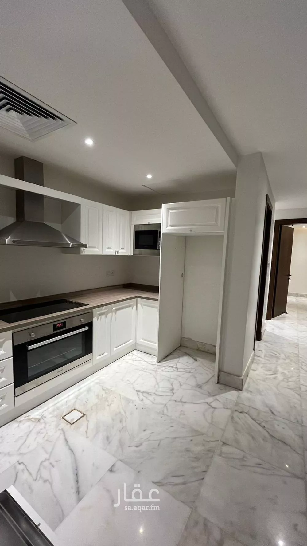 5 bedroom villa in Al Aridh 2