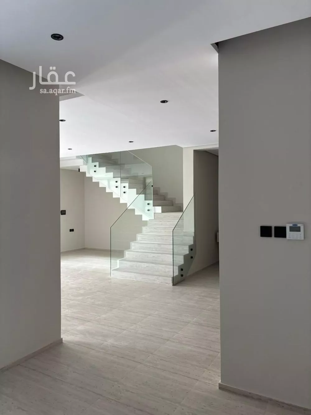 فيلا 5 غرف في النرجس 3