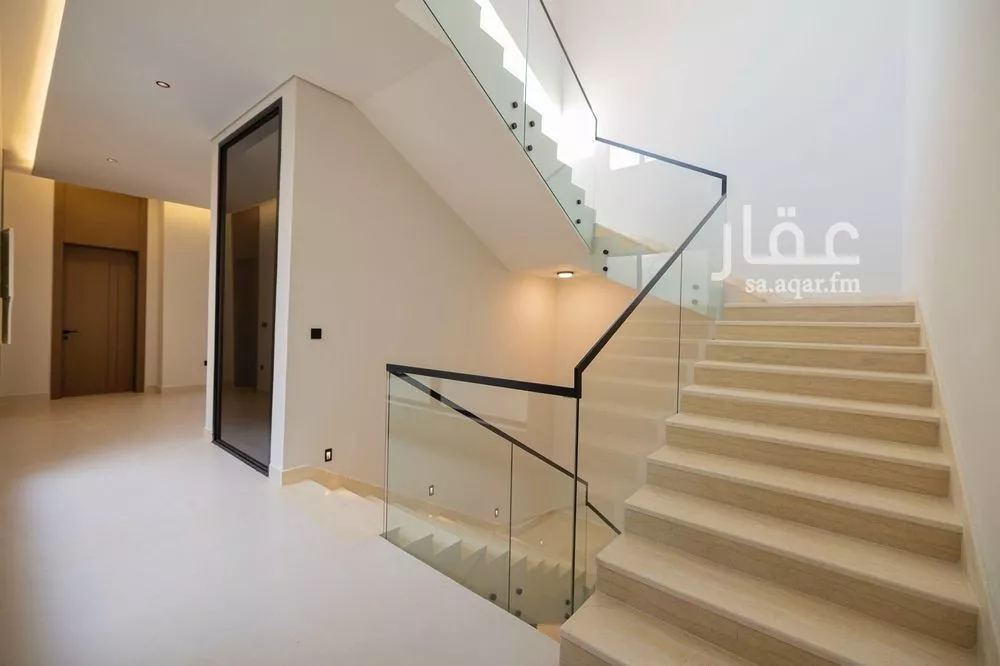 فيلا 5 غرف في ظهرة لبن 5