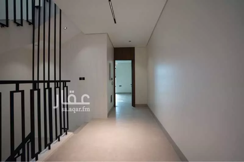 فيلا 7 غرف في المهدية 5