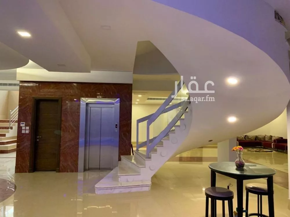 فيلا 6 غرف في الندى 2