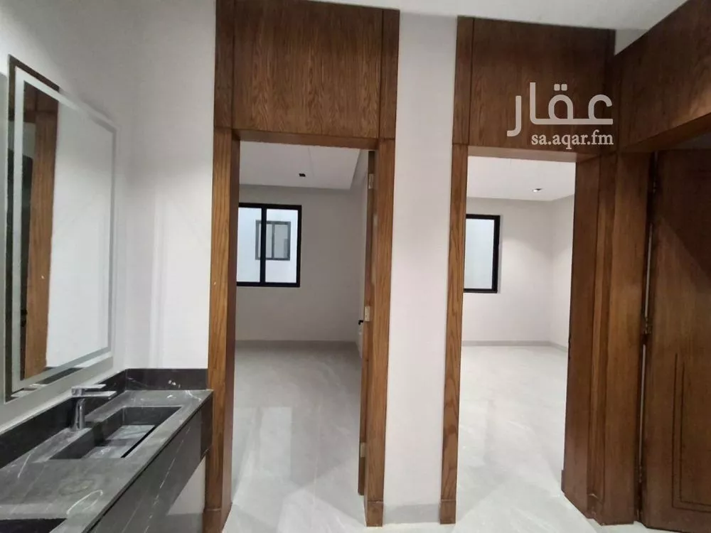 5 bedroom villa in Al Hazm 4