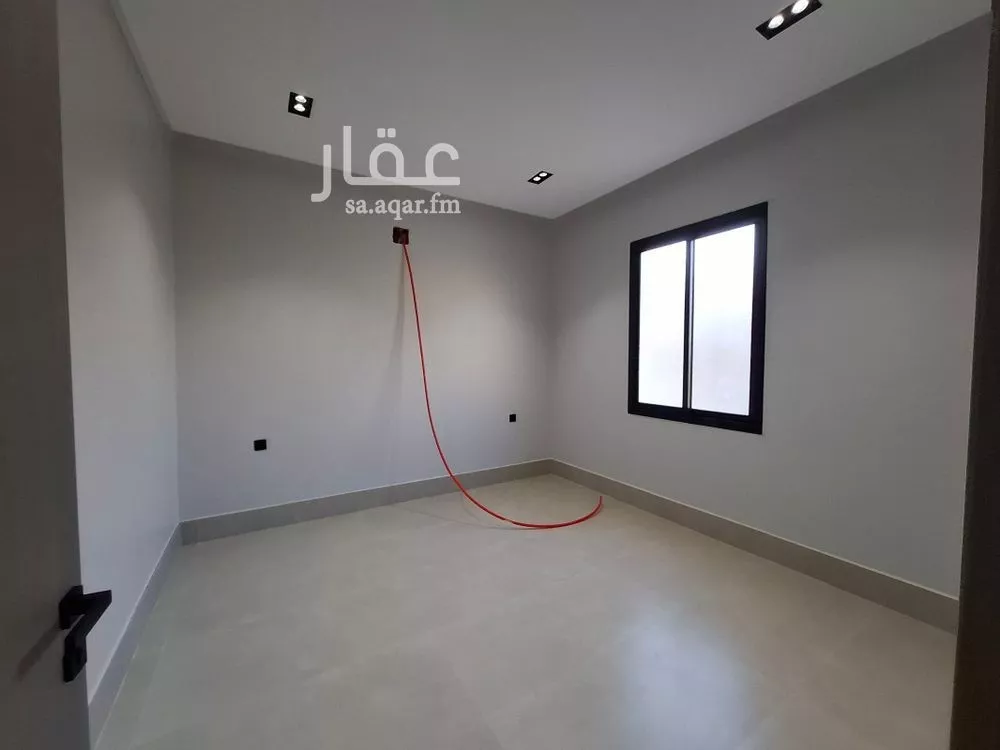 فيلا 6 غرف في العريجاء الغربية 5