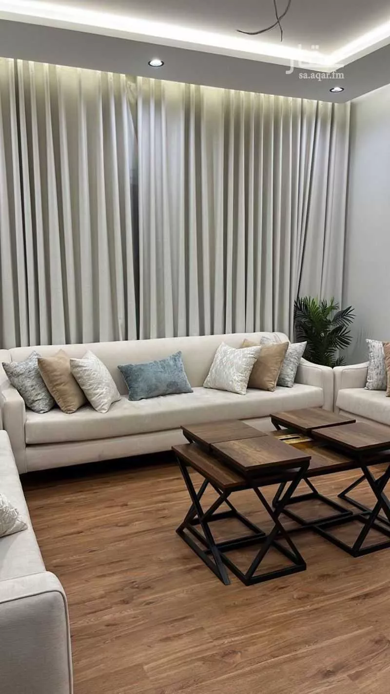 شقة 5 غرف في الواحة 1