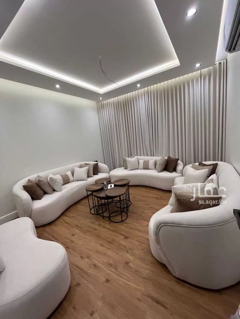 شقة 5 غرف في الواحة 4