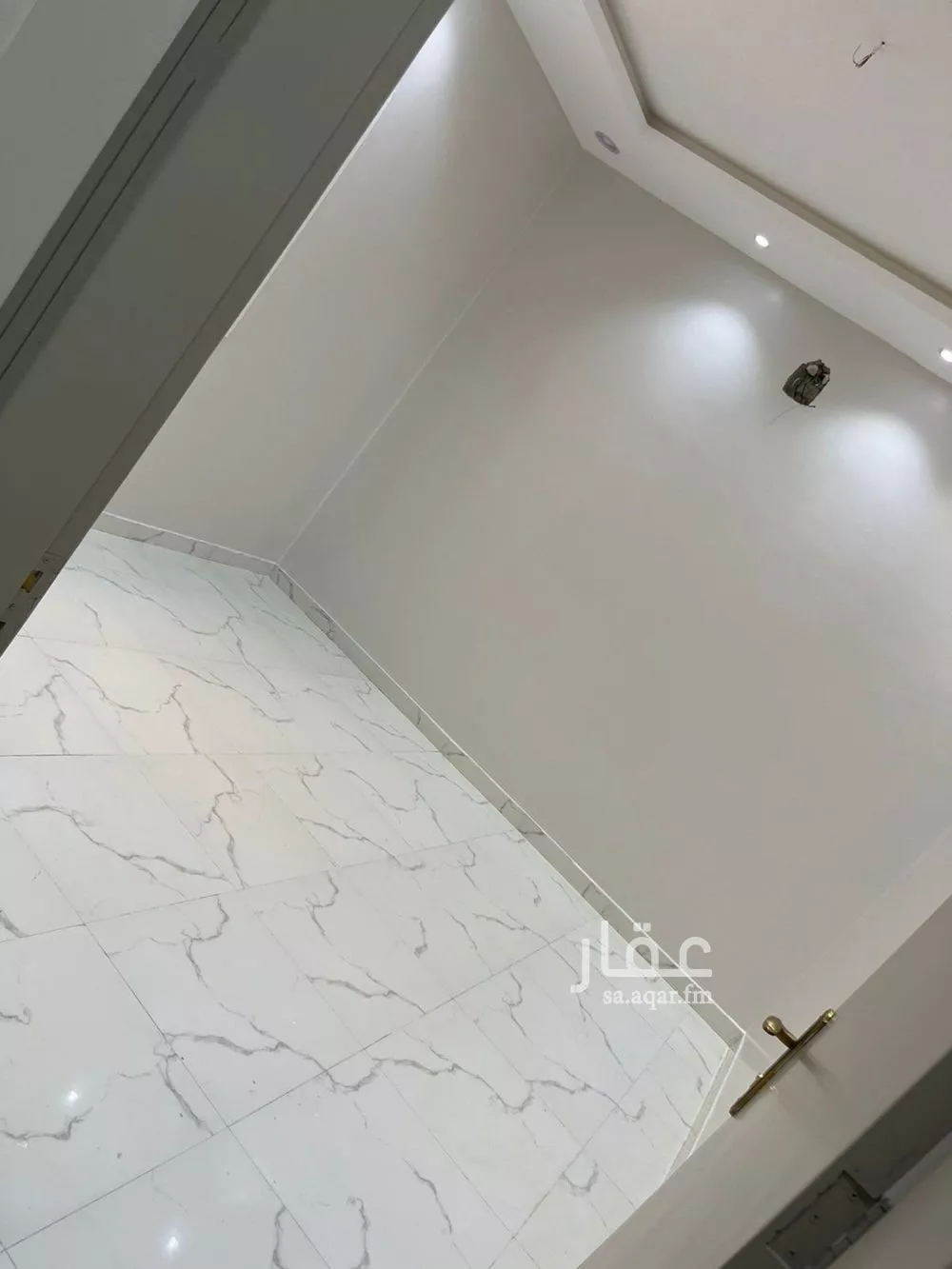 3 bedroom apartment in Dhahrat Namar 2