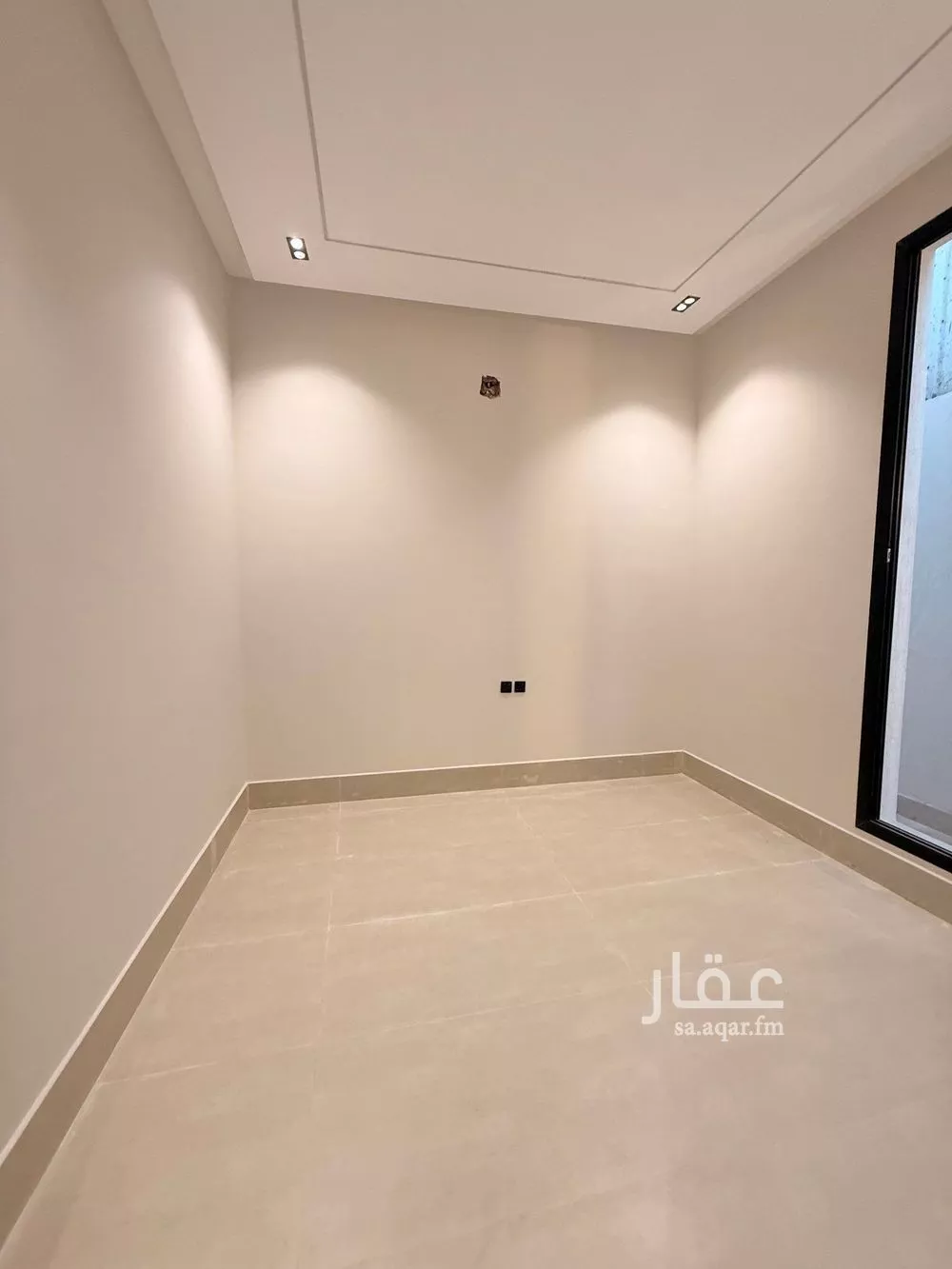 فيلا 7 غرف في العريجاء الغربية 5