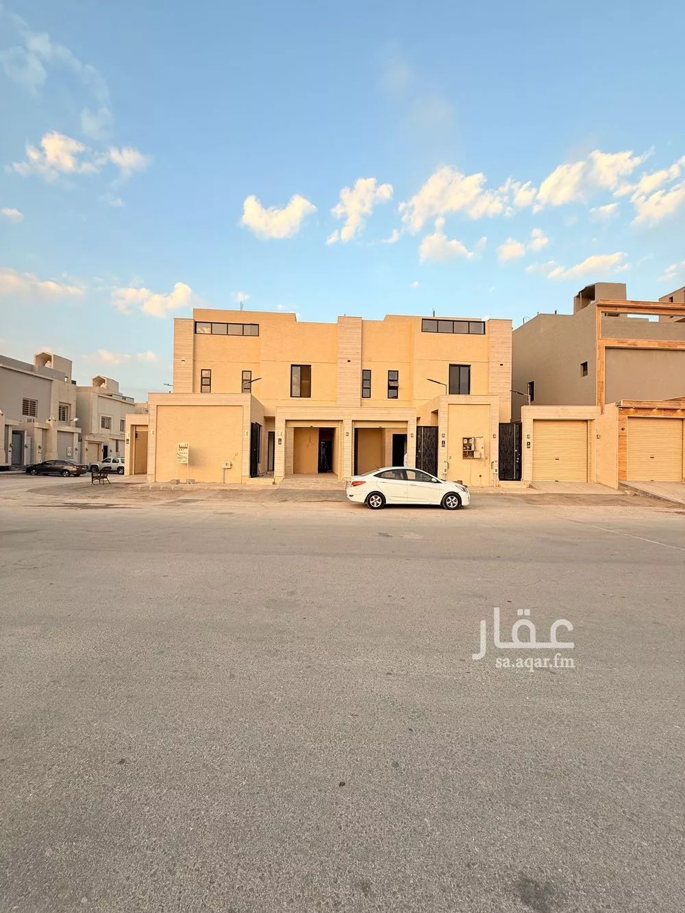 فيلا 4 غرف في عكاظ 3