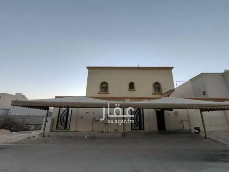 عمارة 600 م² في الامانة 1