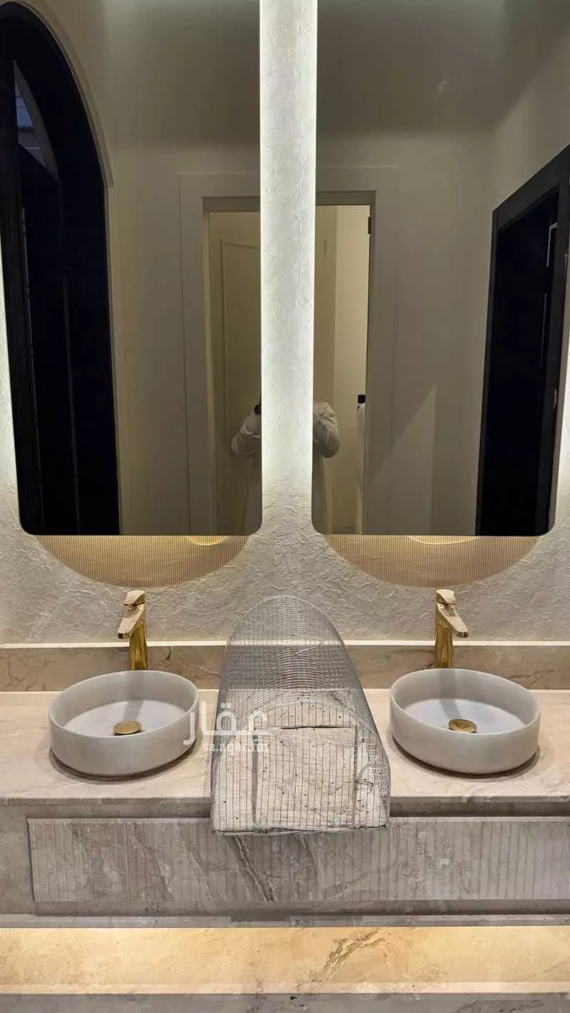 12 bedroom villa in Al Khaleej 2