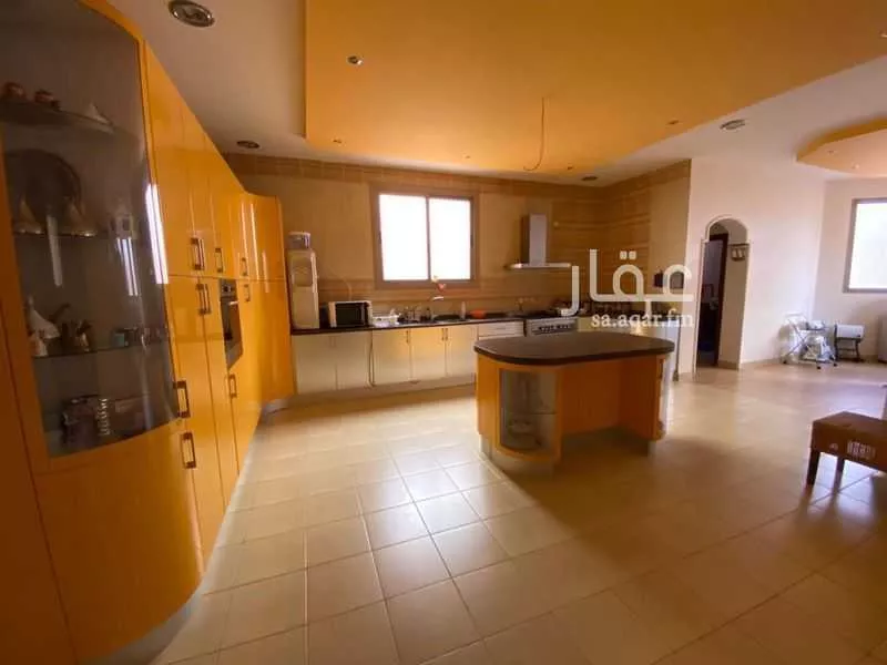 فيلا 12 غرف في مذينب 3