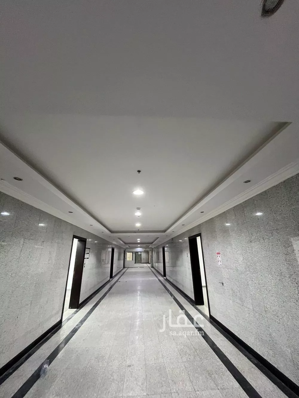 مكتب 3750 م² في النسيم الغربي 1