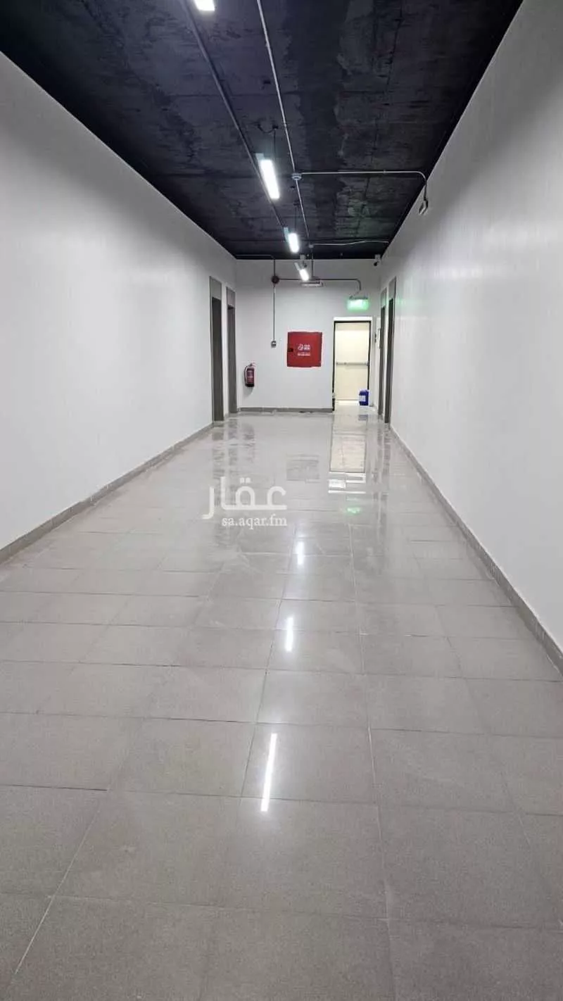 1 bedroom office in As Suwaidi Al Gharabi, Riyadh 7